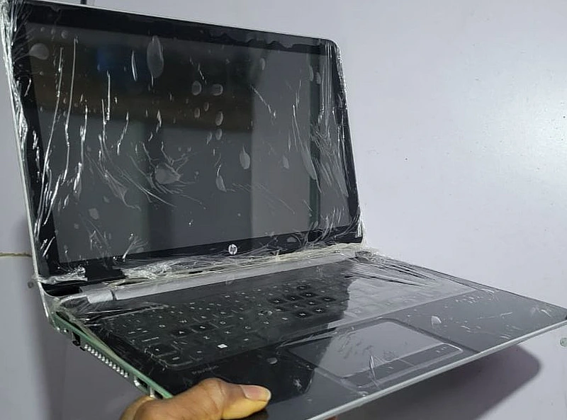 HP AMD A4-5000 APU 8GB 500GB HDD laptop image 1
