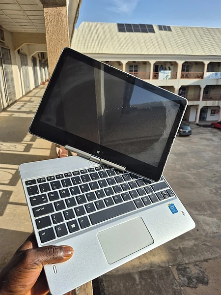 HP EliteBook Revolve 810 Intel Core i5 5th Generation 8GB 256GB SSD laptop image 1